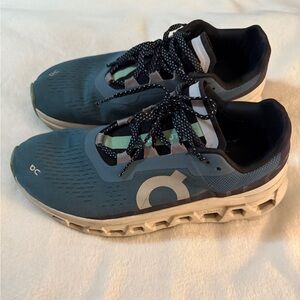 On Running CloudMonsters Dust/Vapor  - W9.5